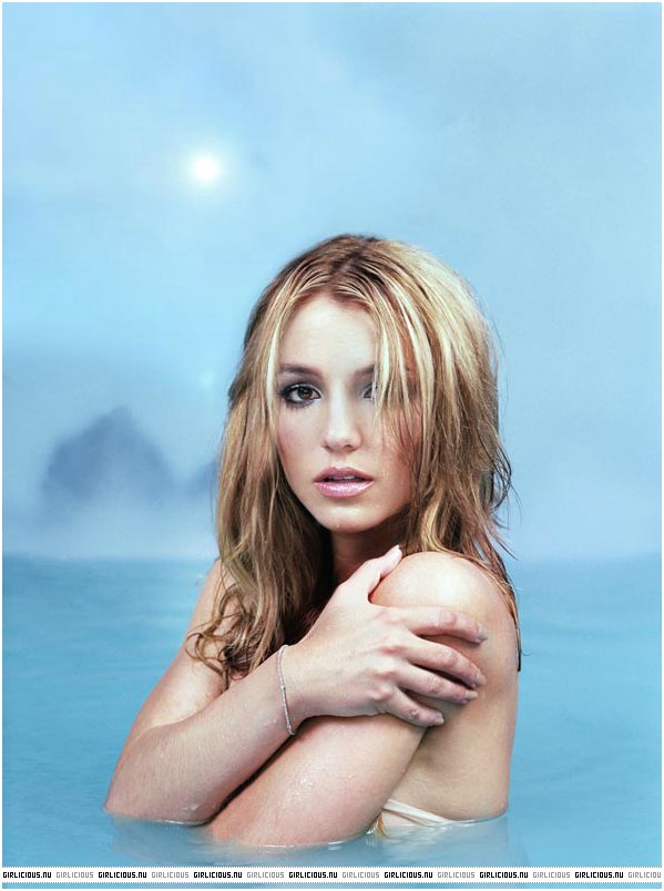 Britney_Spears_--_Photoshoot_Ranjit_Singh_Grewal_04.jpg